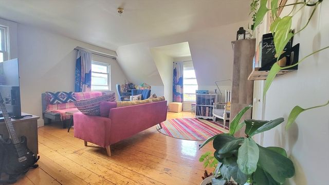45 Auburn Street 3, Brookline, MA 02446