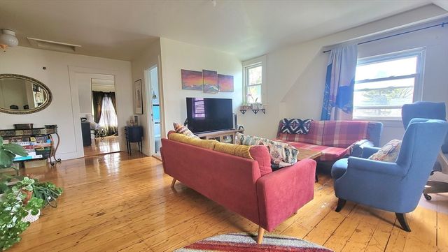 45 Auburn Street 3, Brookline, MA 02446