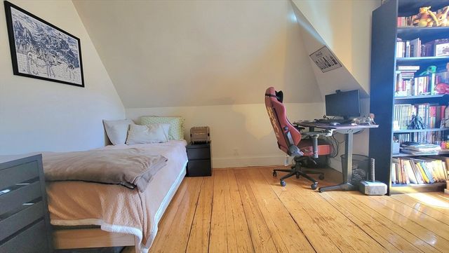 45 Auburn Street 3, Brookline, MA 02446