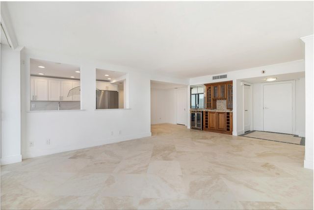 3590 S Ocean Boulevard 908, South Palm Beach, FL 33480