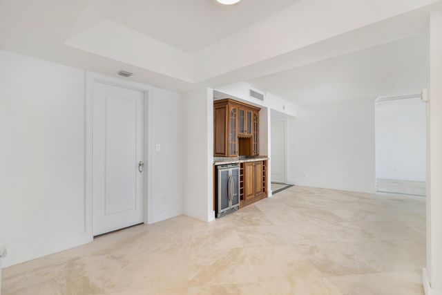 3590 S Ocean Boulevard 908, South Palm Beach, FL 33480