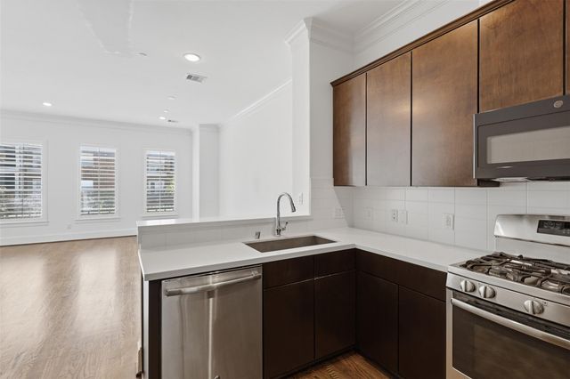 3302 Audley Street 126, Houston, TX 77098