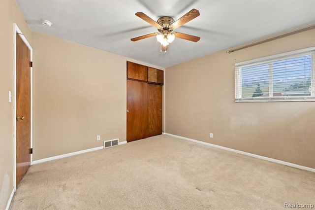 11147 Martin Road, Warren, MI 48093