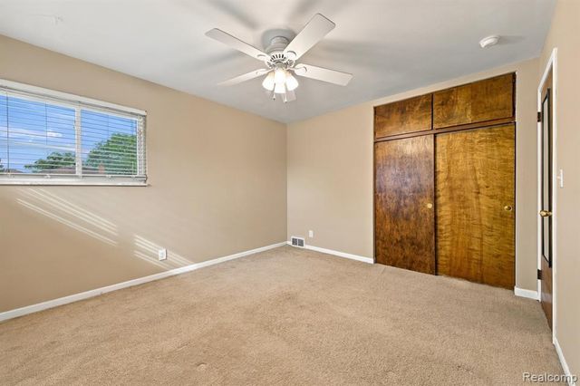 11147 Martin Road, Warren, MI 48093