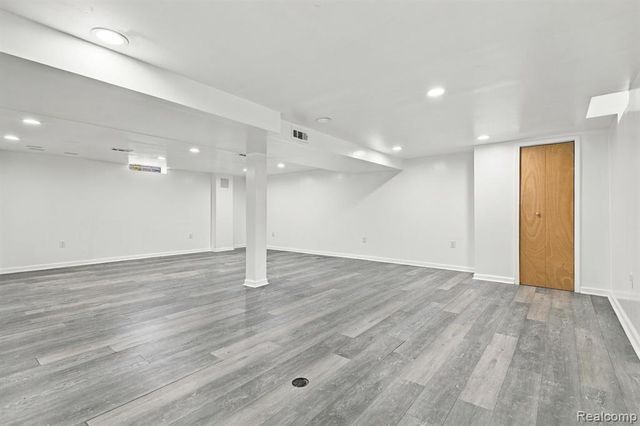11147 Martin Road, Warren, MI 48093