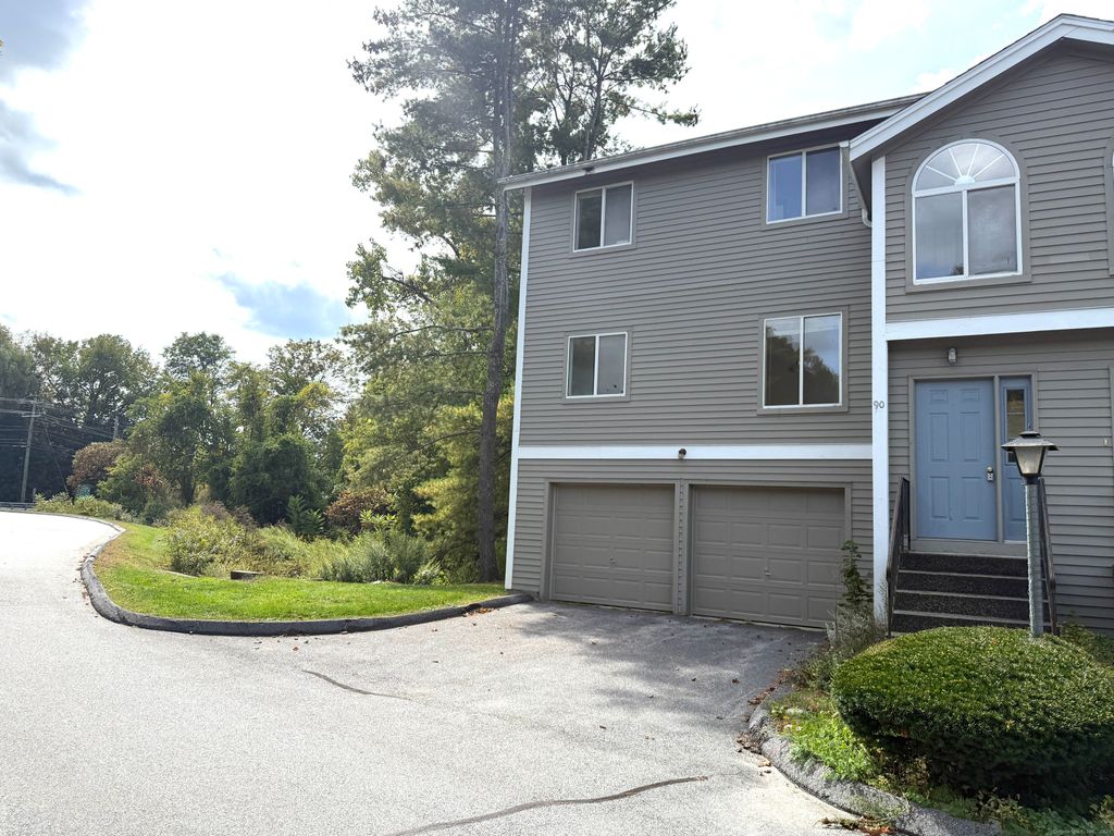 111 Riverton Road APT 90, Winchester, CT 06098