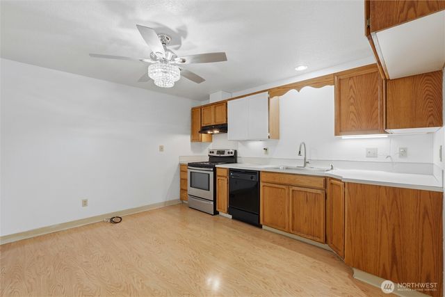 1908 Hawthorne Court, Woodland, WA 98674