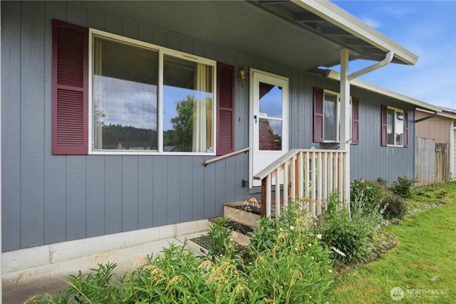 1908 Hawthorne Court, Woodland, WA 98674