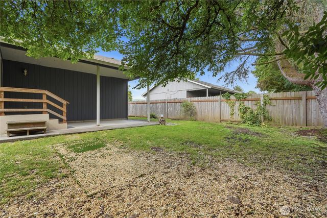 1908 Hawthorne Court, Woodland, WA 98674
