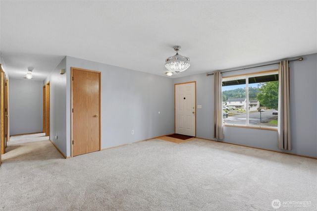 1908 Hawthorne Court, Woodland, WA 98674