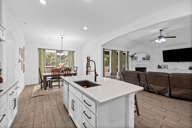1068 Wildwood Drive, Joshua, TX 76058
