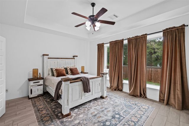 1068 Wildwood Drive, Joshua, TX 76058