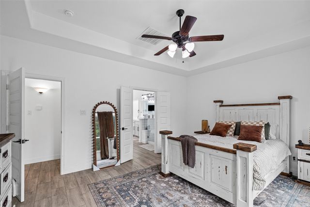 1068 Wildwood Drive, Joshua, TX 76058