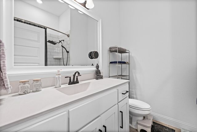 1068 Wildwood Drive, Joshua, TX 76058