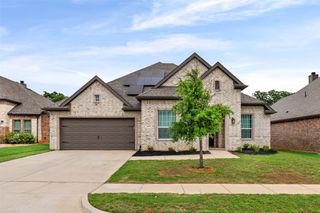 1068 Wildwood Drive, Joshua, TX 76058