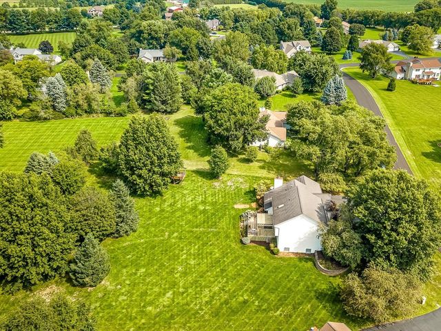 10230 Heatherridge Lane, Rockford, IL 61107