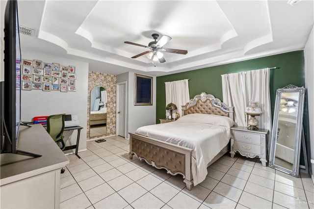 3101 E Camelia Avenue, Hidalgo, TX 78557