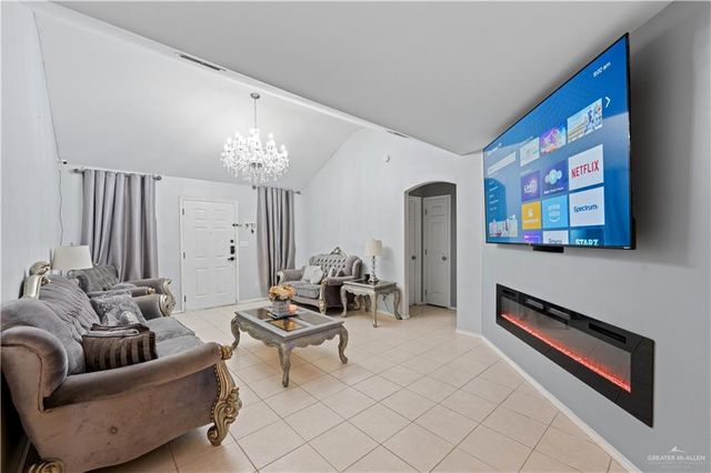 3101 E Camelia Avenue, Hidalgo, TX 78557