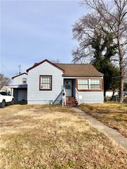 6372 Palem RD, Norfolk, VA 23513