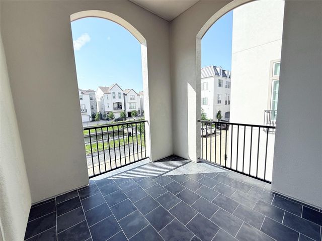 11112 Savannah Oaks Lane, Houston, TX 77043