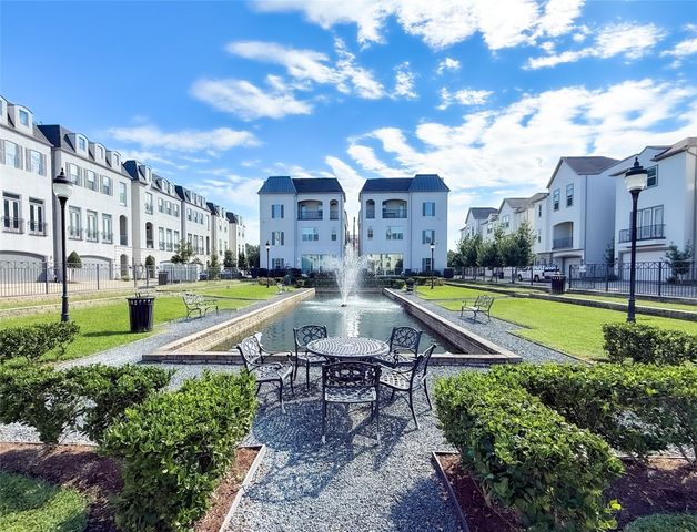 11112 Savannah Oaks Lane, Houston, TX 77043