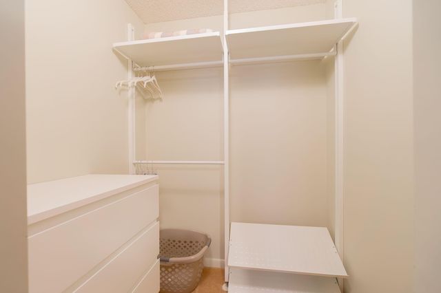 102 Half Moon Circle G2, Hypoluxo, FL 33462