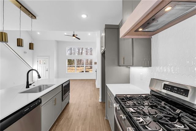 8 York Drive, Bella Vista, AR 72714