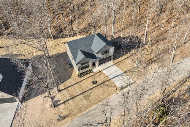 8 York Drive, Bella Vista, AR 72714