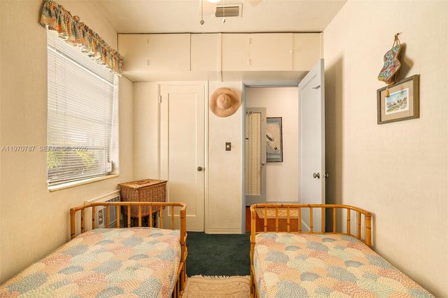 430 NE 52nd Ter, Miami, FL 33137