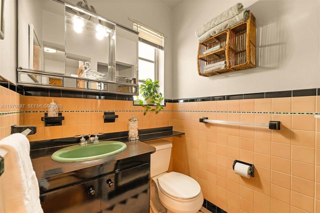 430 NE 52nd Ter, Miami, FL 33137