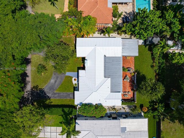 430 NE 52nd Ter, Miami, FL 33137