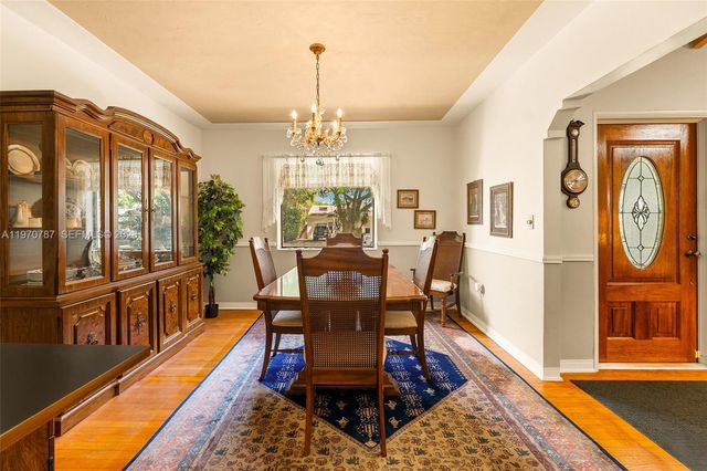 430 NE 52nd Ter, Miami, FL 33137