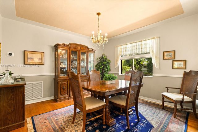 430 NE 52nd Ter, Miami, FL 33137