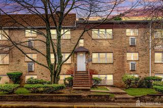 71 College Drive, Edison, NJ 08817