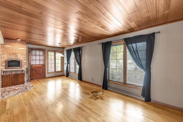 301 IROQUOIS AVENUE, Green Bay, WI 54301