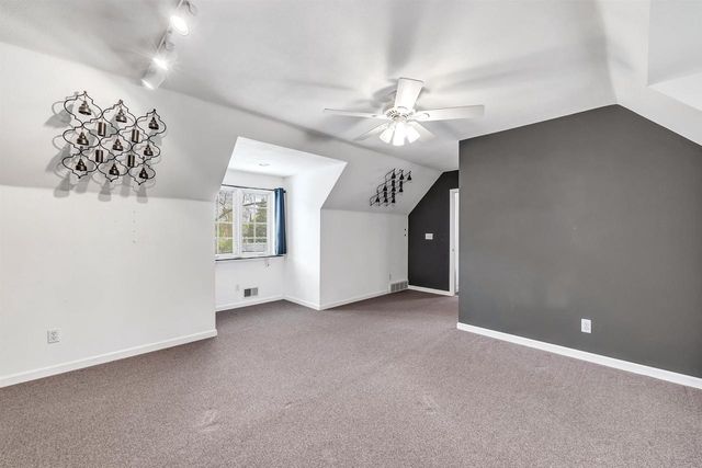 301 IROQUOIS AVENUE, Green Bay, WI 54301