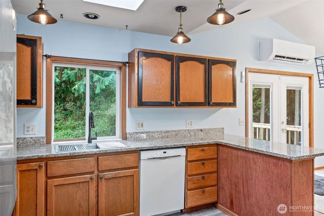 38 Brighton Avenue, Port Hadlock, WA 98339