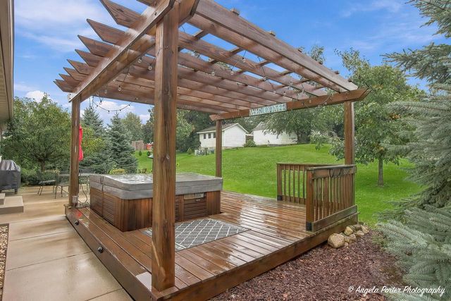 343 Homestead DRIVE, Twin Lakes, WI 53181