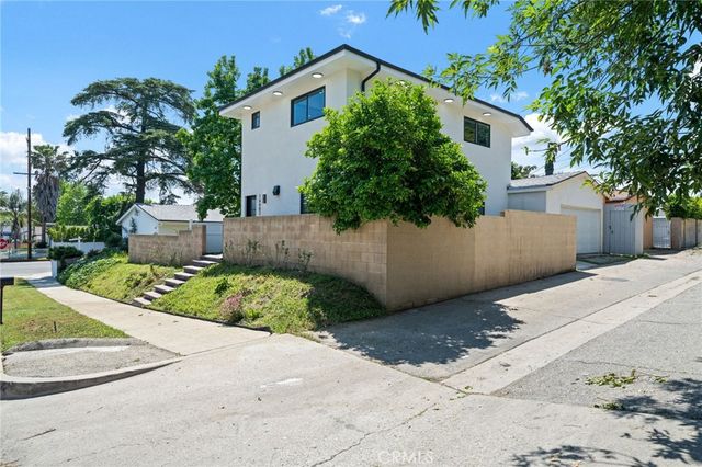9661 Hayvenhurst Avenue, Northridge, CA 91343