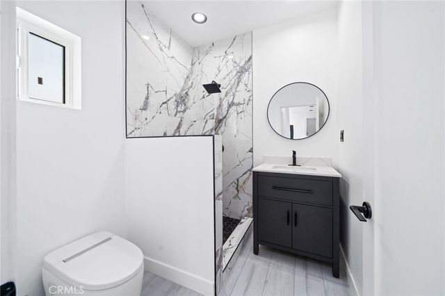 9661 Hayvenhurst Avenue, Northridge, CA 91343
