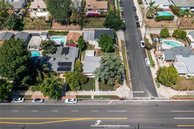 9661 Hayvenhurst Avenue, Northridge, CA 91343