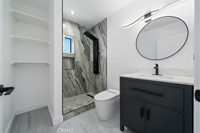 9661 Hayvenhurst Avenue, Northridge, CA 91343