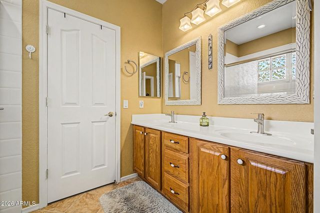 923 E Waterview Place, Chandler, AZ 85249