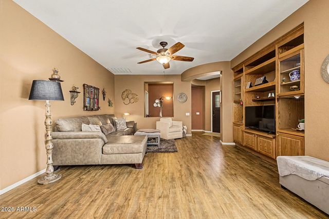 923 E Waterview Place, Chandler, AZ 85249