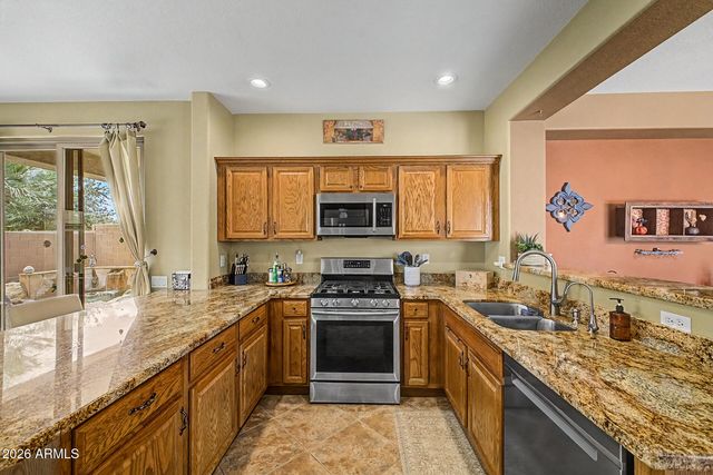 923 E Waterview Place, Chandler, AZ 85249