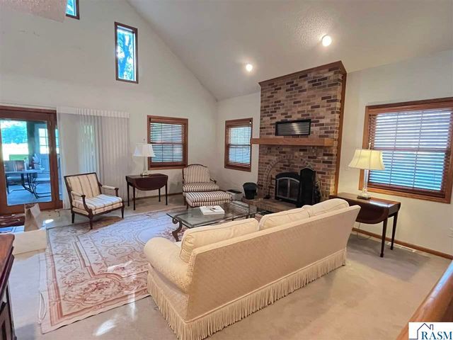 44221 Rabbit Road, St. Peter, MN 56082