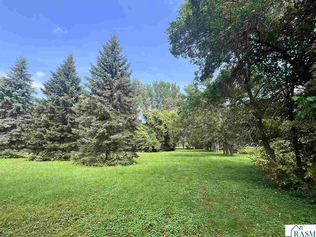 44221 Rabbit Road, St. Peter, MN 56082
