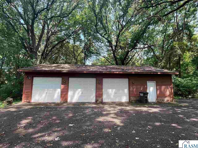 44221 Rabbit Road, St. Peter, MN 56082