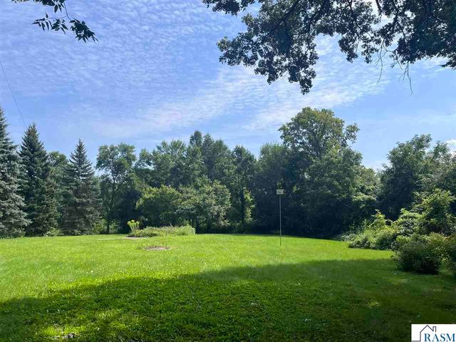 44221 Rabbit Road, St. Peter, MN 56082