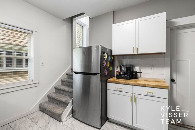 1240 Bemis Street SE, Grand Rapids, MI 49506